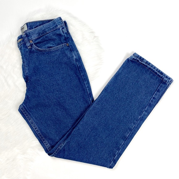Wrangler Other - Wrangler Classic 5-Pocket Regular Fit Cotton Jeans